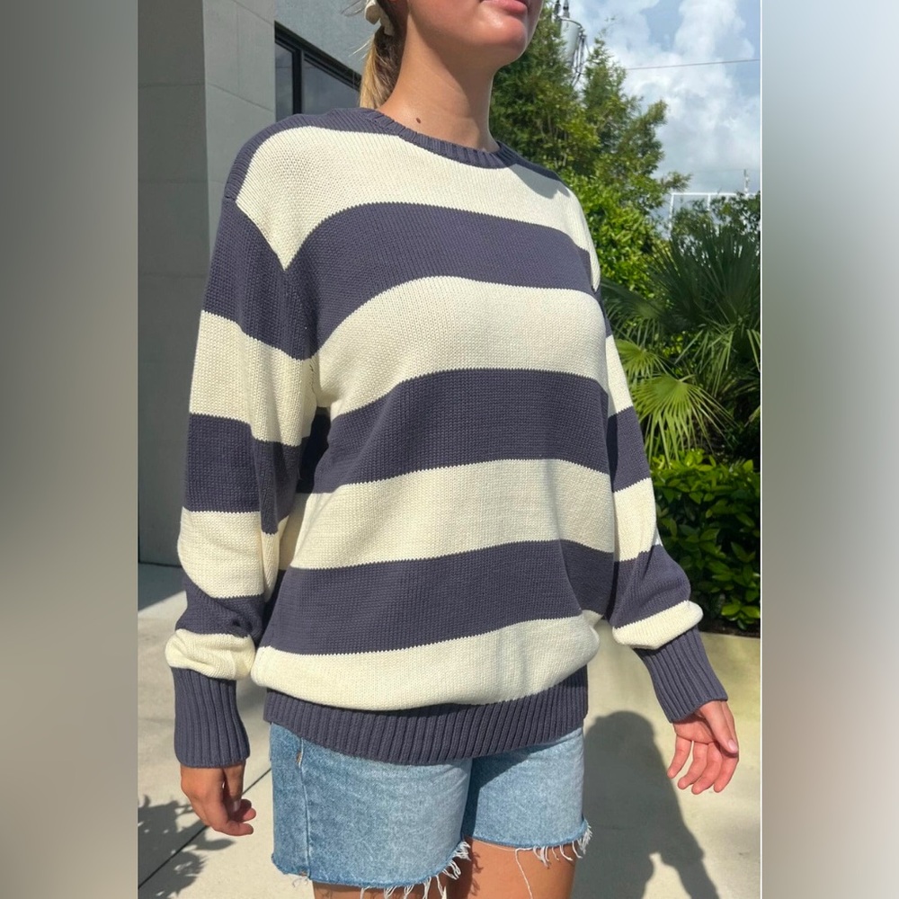 BRANDY MELVILLE striped sweater